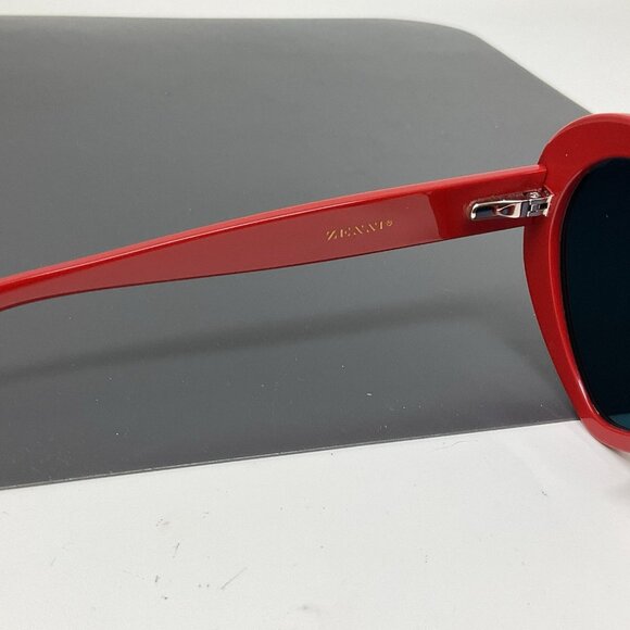 zenni Red Heart-Shaped Sunlasses  4420218 Retired